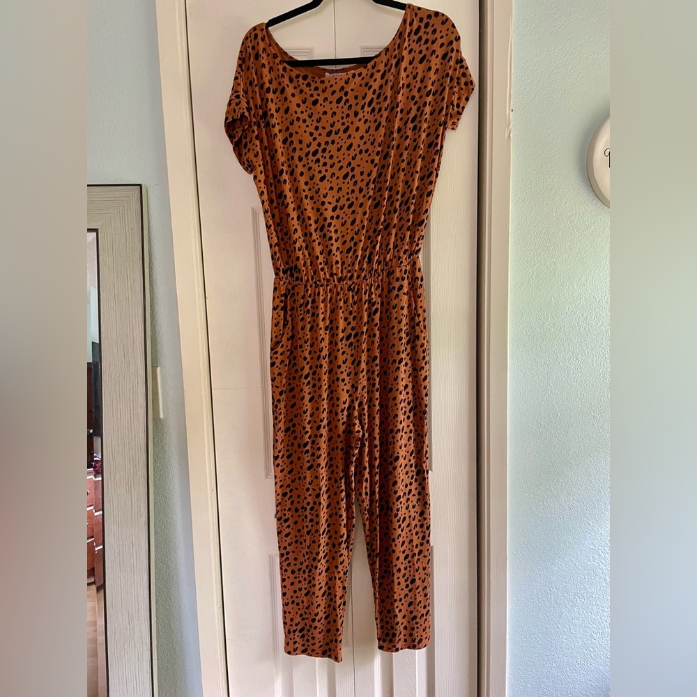 Excellent Condition Ava Sky Jumper (worn 2x)